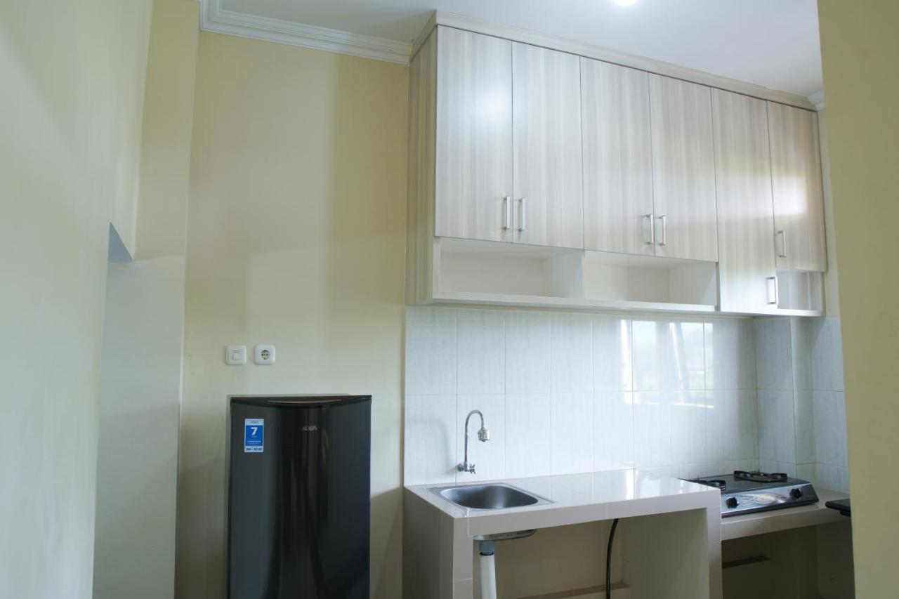 Kost Eksklusif Teduh Hostel Jogjakarta Buitenkant foto